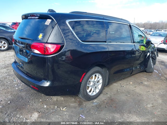 2C4RC1DG8LR182603 Chrysler Voyager Lxi