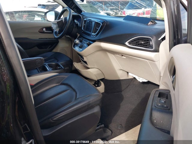 2C4RC1DG8LR182603 Chrysler Voyager Lxi