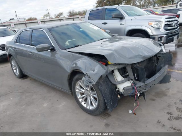 2C3CCAAG9JH120211 auction archive image