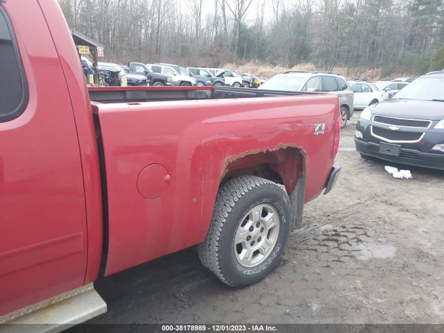 2009 CHEVROLET SILVERADO 1500 LT VIN: 2GCEK290891138112