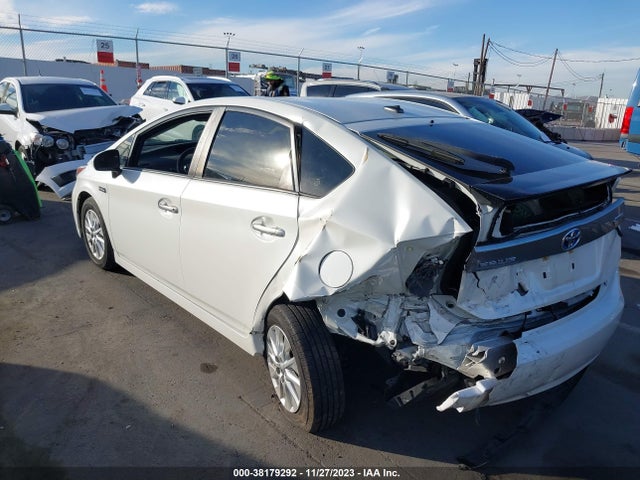 Toyota PRIUS PLUG-IN 2015 JTDKN3DP4F3070644 Image 6