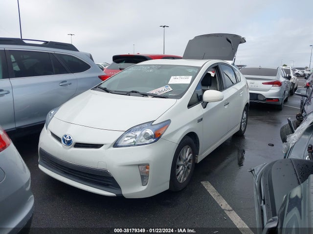 2014 TOYOTA PRIUS PLUG-IN ADVANCED VIN: JTDKN3DP0E3058120