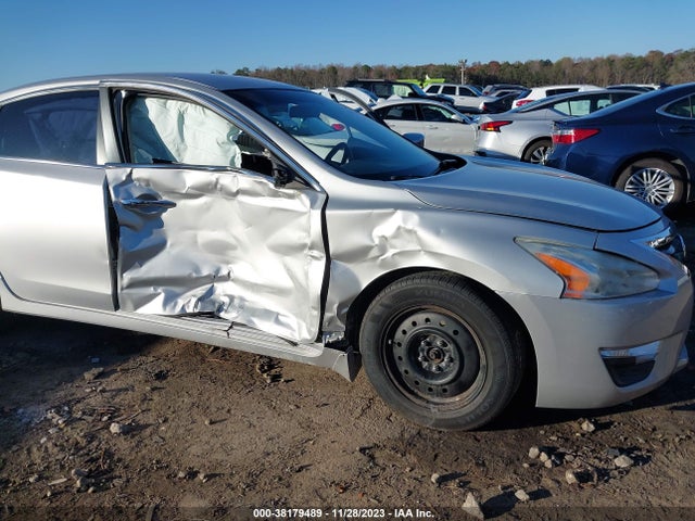2015 NISSAN ALTIMA 2.5 S VIN: 1N4AL3AP3FN304899