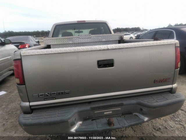 1998 GMC SONOMA SLS VIN: 1GTCS1945WK525667