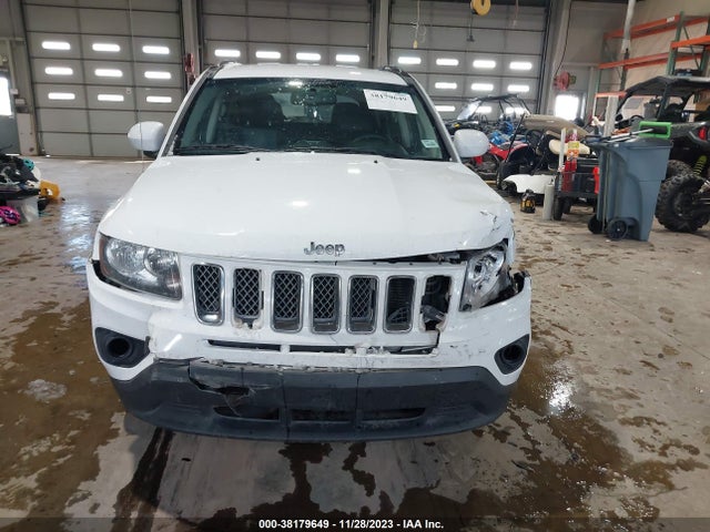 Jeep Compass Latitude 2016 1C4NJCEA9GD766821 Image 13