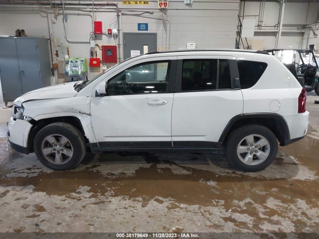 Jeep Compass Latitude 2016 1C4NJCEA9GD766821 Image 15