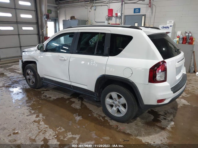 Jeep Compass Latitude 2016 1C4NJCEA9GD766821 Image 3