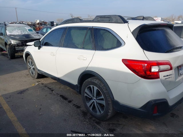 2018 SUBARU OUTBACK 2.5I LIMITED VIN: 4S4BSAKC8J3245480