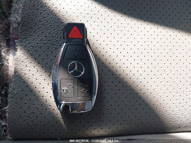 2008 MERCEDES-BENZ C 300 SPORT/LUXURY/ VIN: WDDGF54X18F070834