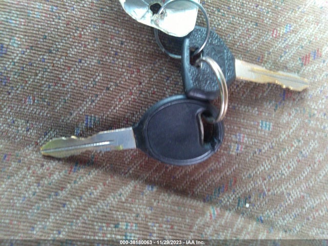 1998 PLYMOUTH GRAND VOYAGER SE VIN: 1P4GP44G0WB627654