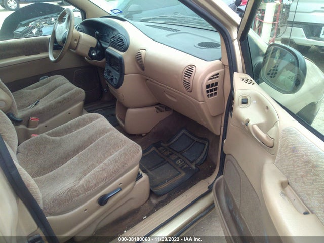 1998 PLYMOUTH GRAND VOYAGER SE VIN: 1P4GP44G0WB627654