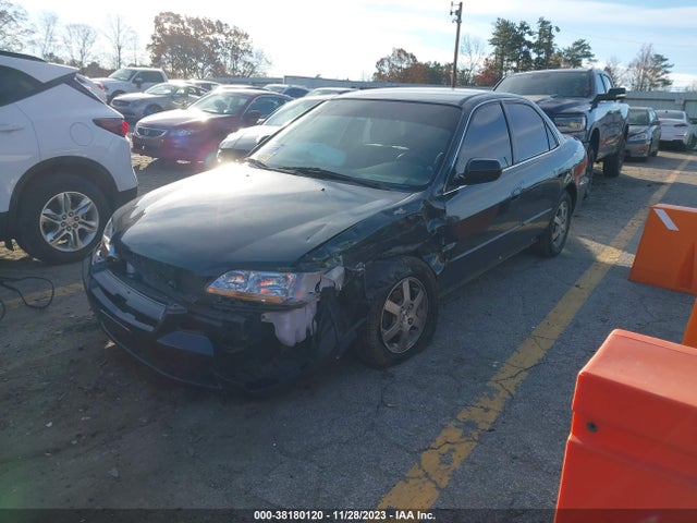 2000 HONDA ACCORD 2.3 SE VIN: JHMCG5676YC029795
