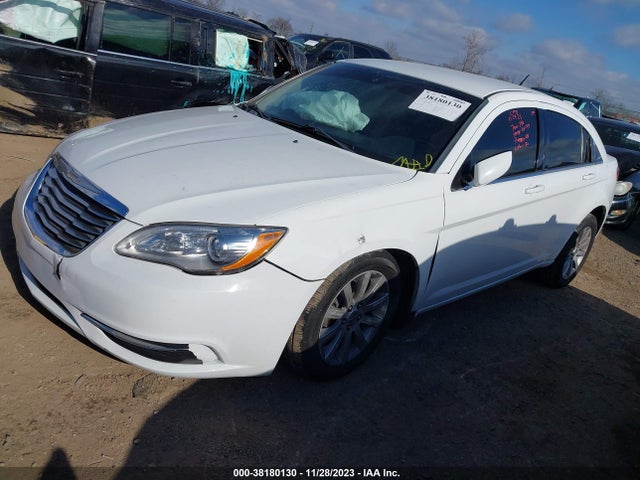 1C3CCBBB2EN168610 Chrysler 200 Touring