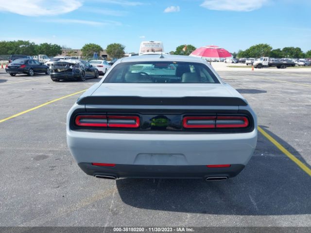 2C3CDZJG4NH238538 Dodge Challenger Gt