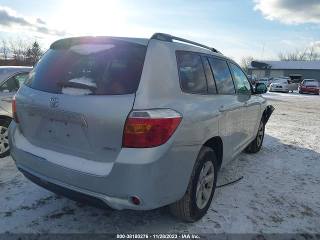 2010 TOYOTA HIGHLANDER BASE V6 VIN: 5TDBK3EH4AS039854