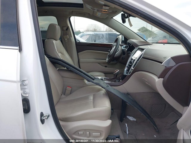 3GYFNBE32ES519832 Cadillac Srx Luxury Collection