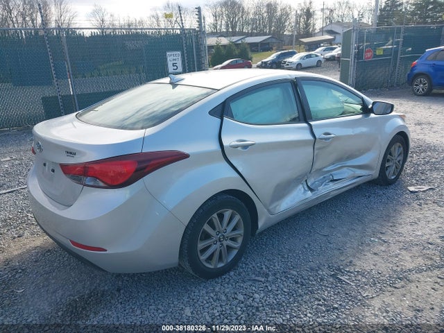 2016 HYUNDAI ELANTRA SE VIN: 5NPDH4AE8GH727220