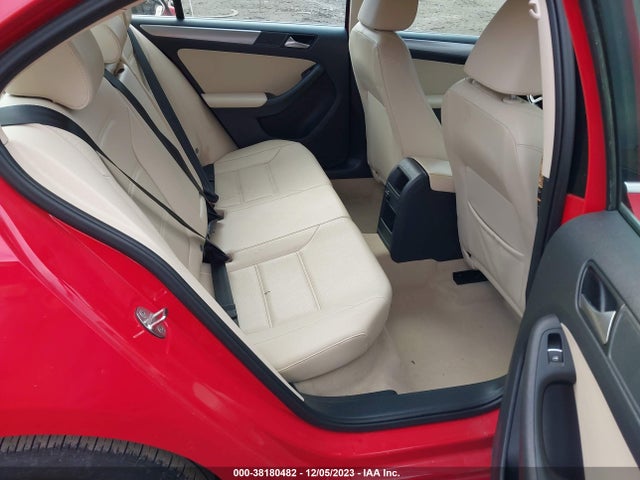 2015 VOLKSWAGEN JETTA 1.8T SE VIN: 3VWD17AJ9FM297920