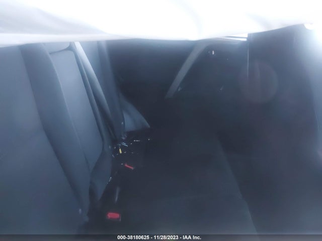 2018 TOYOTA RAV4 LE VIN: 2T3BFREV1JW854203