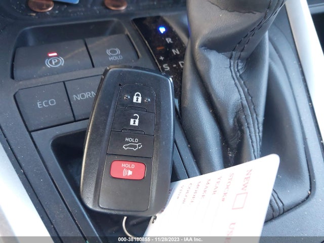 2021 TOYOTA RAV4 XLE PREMIUM VIN: JTMC1RFV0MD063423