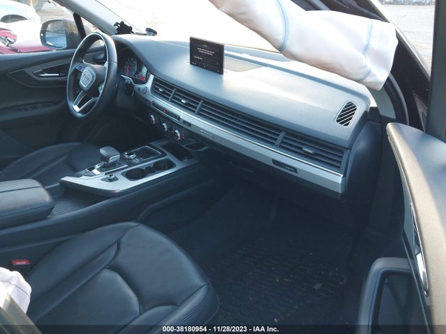 WA1LHAF72JD036146 Audi Q7 2.0t Premium