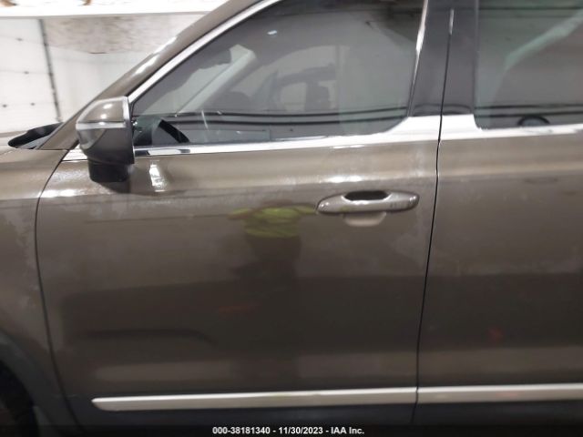 5XYP3DHC7LG008106 KIA Telluride Ex