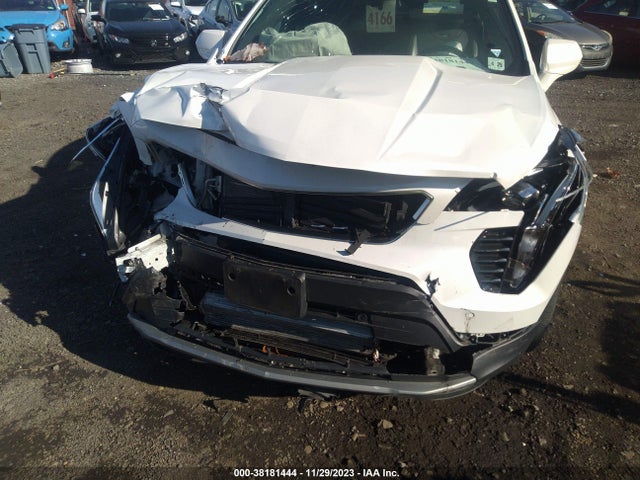 1GYFZCR42LF033939 Cadillac Xt4 Fwd Premium Luxury