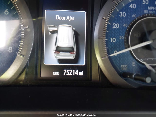 2018 TOYOTA SIENNA LE 8 PASSENGER VIN: 5TDKZ3DCXJS933648