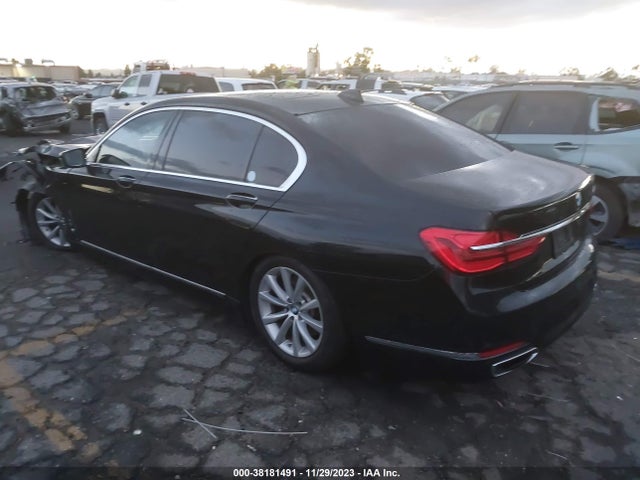 BMW 740I 2016 WBA7E2C5XGG738843 Image 3
