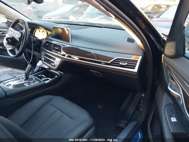 BMW 740I 2016 WBA7E2C5XGG738843 Image 5