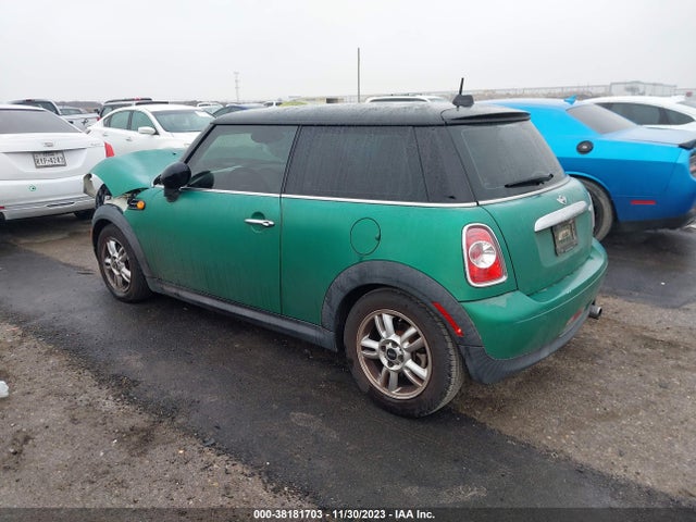 2013 MINI HARDTOP WMWSU3C56DT686519 Photo 2