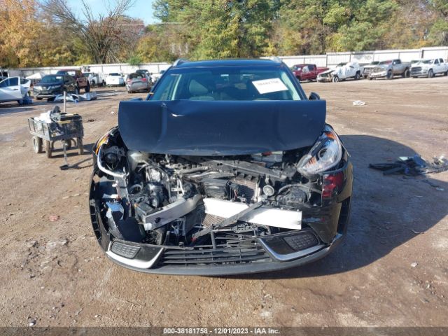 KNDCB3LC2K5233544 KIA NIRO LX