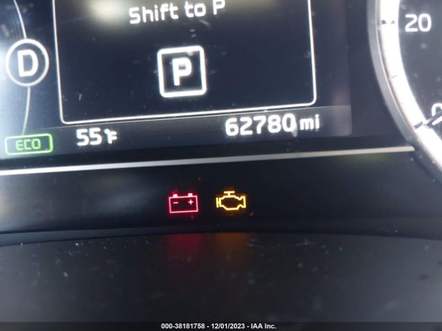 KNDCB3LC2K5233544 KIA NIRO LX