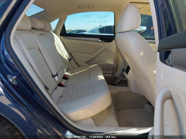 1VWBT7A32FC068497 Volkswagen Passat 1.8t Se