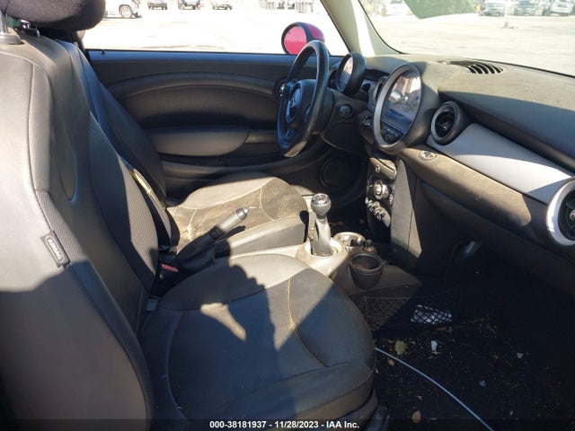 2012 MINI COOPER WMWSU3C57CT367631 Photo 4