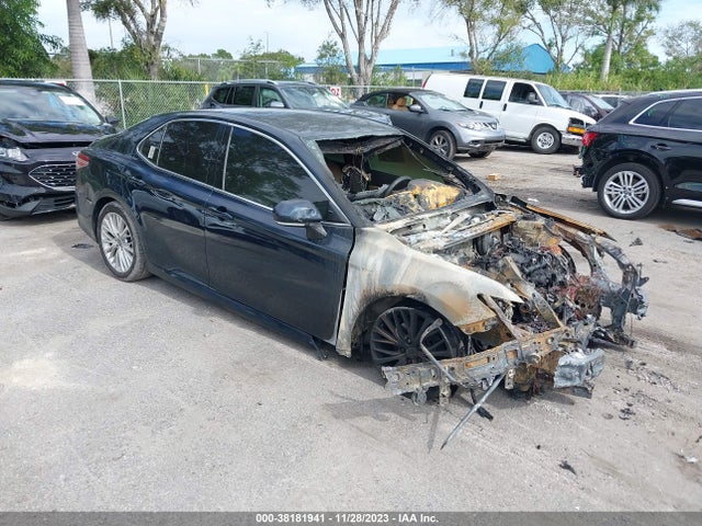 Toyota CAMRY XLE 2020 4T1F11AK0LU966323 main image