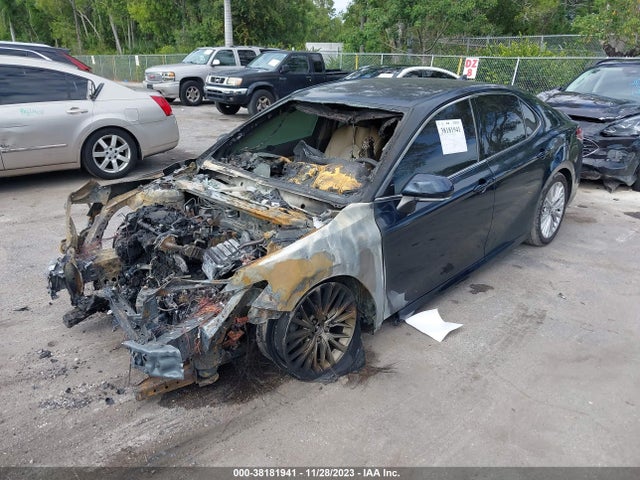 Toyota CAMRY XLE 2020 4T1F11AK0LU966323 Image 2