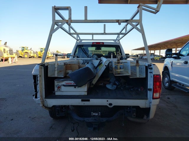 2018 RAM 1500 TRADESMAN 4X2 8' BOX VIN: 3C6JR6DG2JG207448