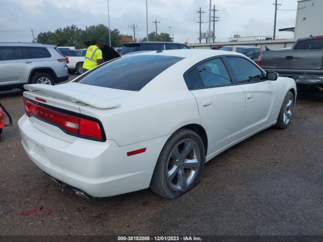 2C3CDXBG0EH210173 Dodge Charger Se