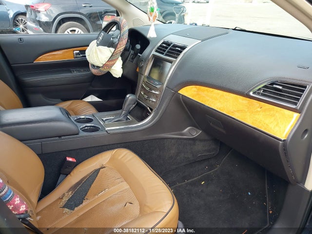 2013 LINCOLN MKX VIN: 2LMDJ8JK2DBL40302
