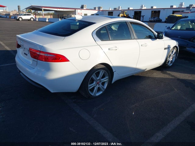 2017 JAGUAR XE SAJAD4BN0HA968728 Photo 3