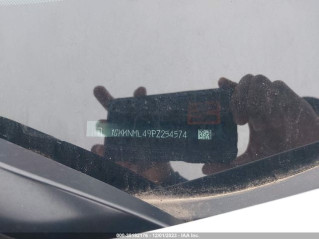 1GKKNML49PZ254574 GMC Acadia Fwd Slt