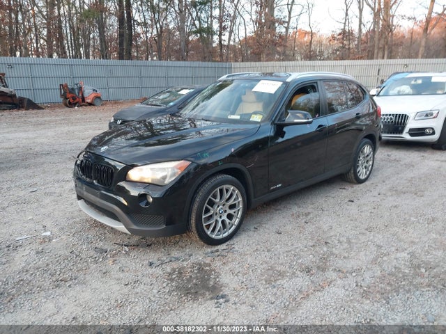 BMW X1 Xdrive28i 2014 WBAVL1C59EVY13872 Image 2