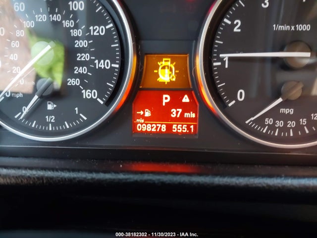 BMW X1 Xdrive28i 2014 WBAVL1C59EVY13872 Image 7