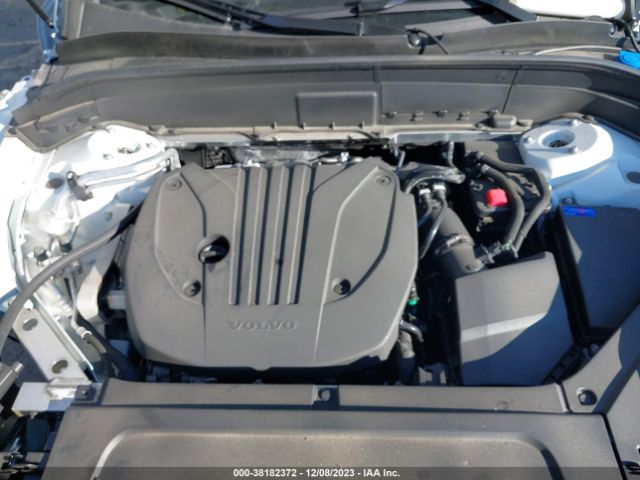 YV4L12PV0P1943742 Volvo Xc90 B5 Core