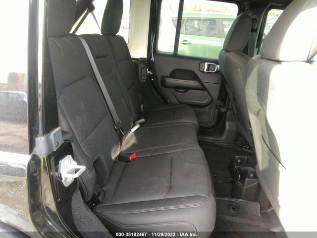 2019 JEEP WRANGLER UNLIMITED SAHARA 4X4 VIN: 1C4HJXEN2KW512288