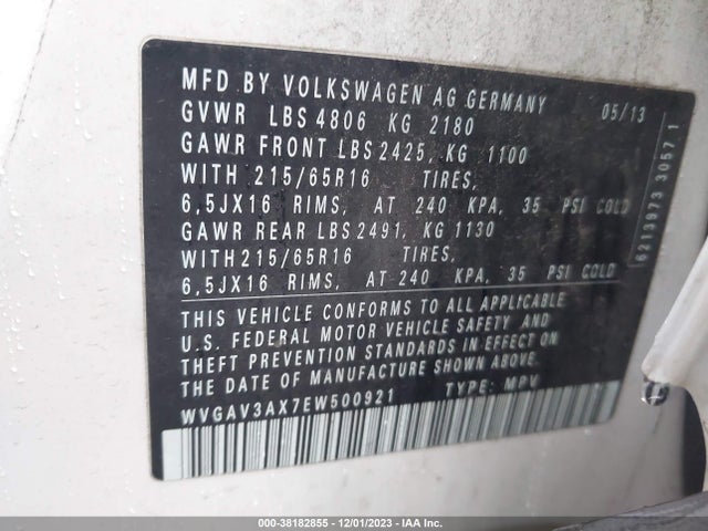 2014 VOLKSWAGEN TIGUAN S VIN: WVGAV3AX7EW500921