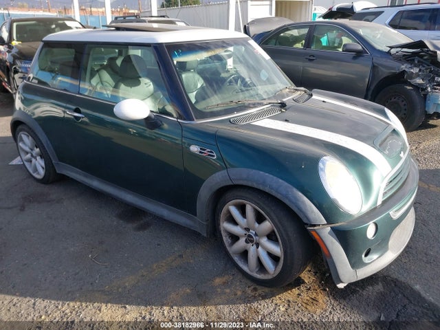 2004 MINI COOPER S WMWRE33464TD84976 Photo 0