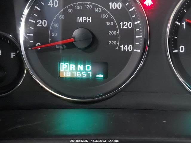 2007 JEEP COMMANDER SPORT VIN: 1J8HG48P47C592074