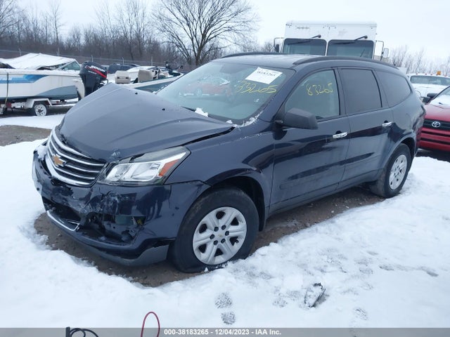 Chevrolet Traverse Ls 2015 1GNKRFKD0FJ155885 Image 2